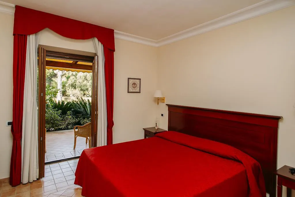 Demetra Resort Villaggio Peruzzo 4*,