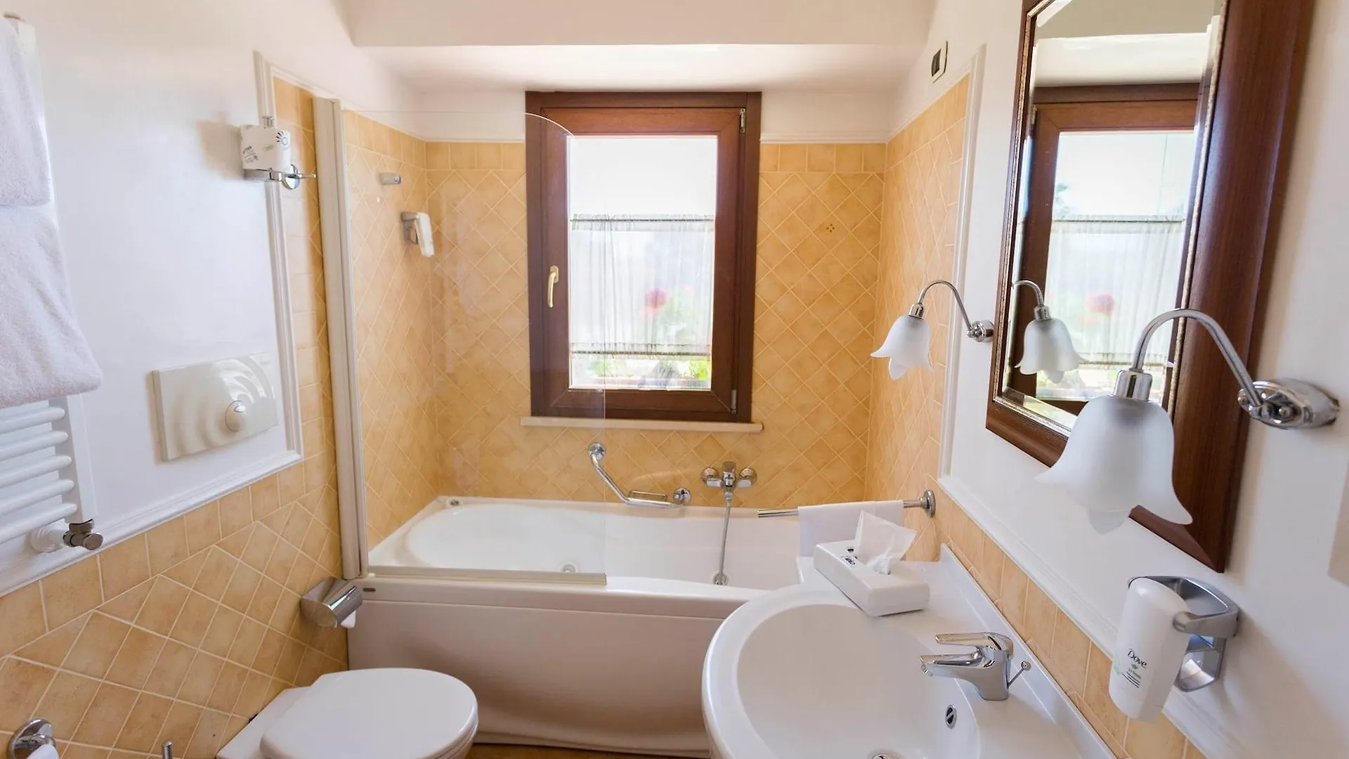**** Hotel Demetra Resort Villaggio Peruzzo Italy
