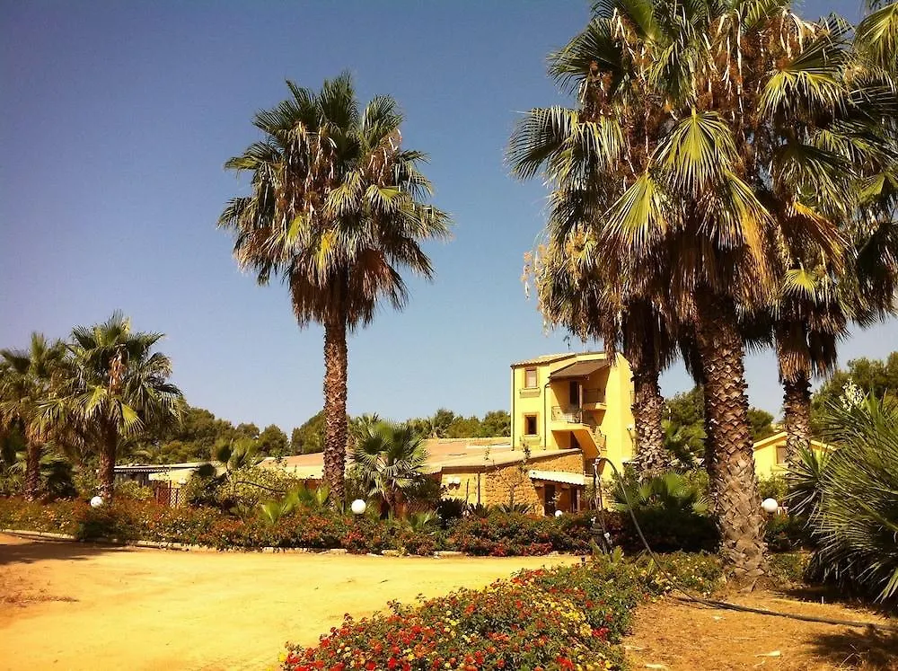 Demetra Resort Villaggio Peruzzo Hotel